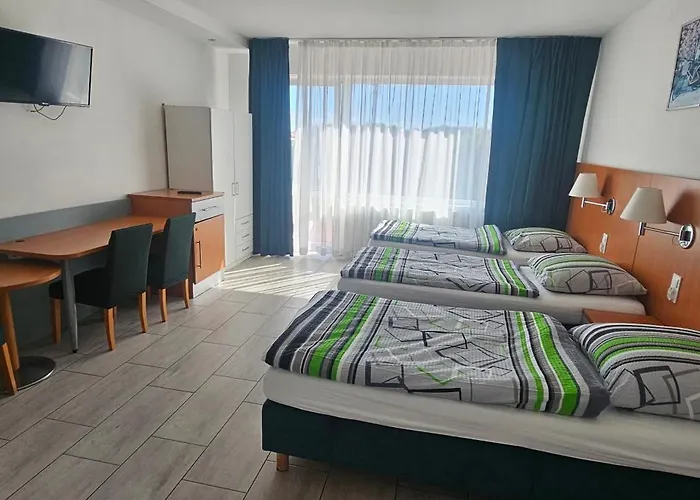 Lema Goscinne Motel *